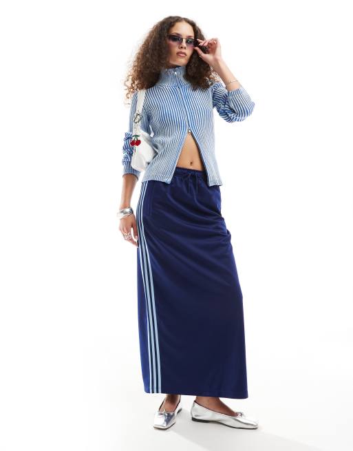 adidas Originals – Niebieska spódnica maxi w sportowym stylu