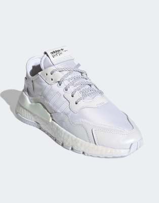 adidas originals white and grey nite jogger trainers