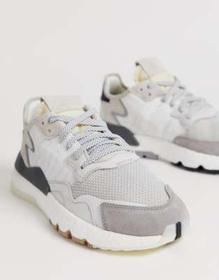 adidas nite jogger beige off white