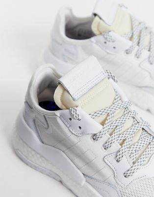 adidas originals nite jogger trainers in triple white