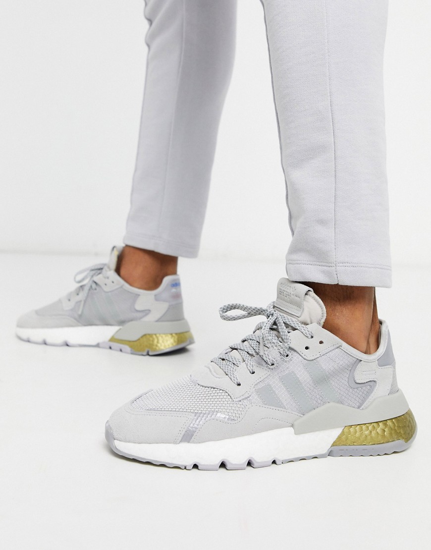 adidas Originals - Nite jogging-sneakers i metalfarvet space tech-Sølv