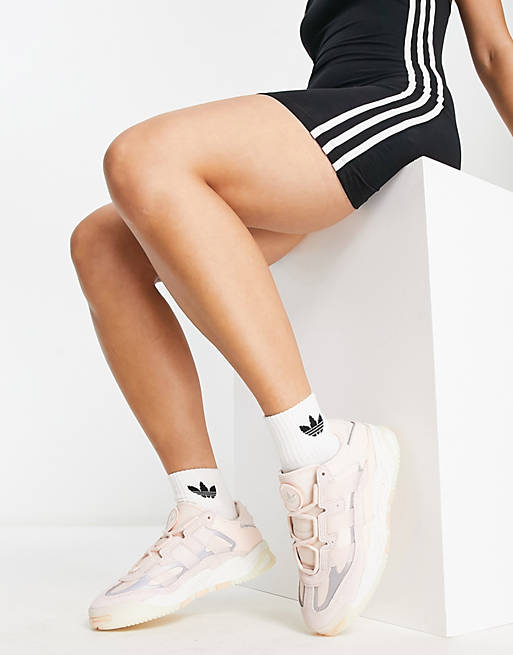 adidas Originals - Niteball - Sneakers in lichtroze