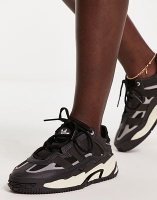 Formode hun er Orator adidas Originals - Niteball - Sorte sneakers med cremehvide detaljer | ASOS