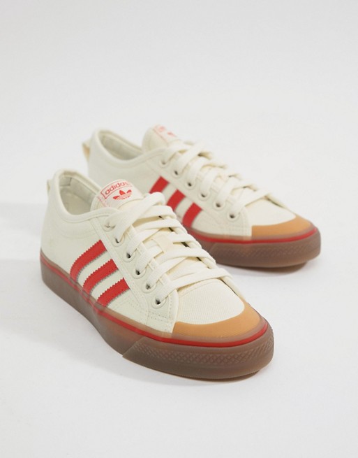 adidas Originals Nizza Canvas Trainers In White And Red | ASOS