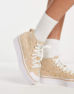 adidas Originals Nizza platform mid trainers in monogram beige-Neutral