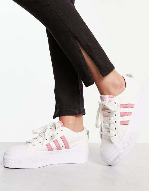 Originals Nizza platform sneakers in white and pink | ASOS