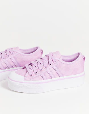 nizza adidas slip on