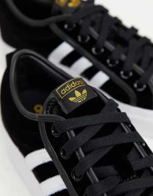 Adidas matchcourt velvet 2025