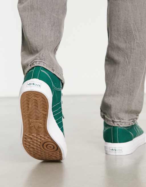 RF Originals – in ASOS – Hi-Top-Sneaker adidas College-Grün Nizza |