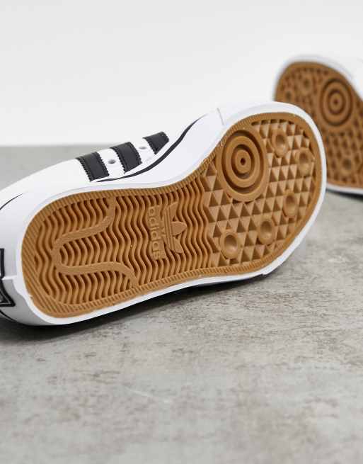 adidas Originals Nizza Sneakers in wit ASOS