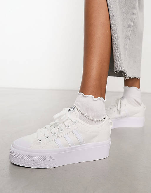 adidas Originals - Nizza - Sneakers met plateauzool in wit