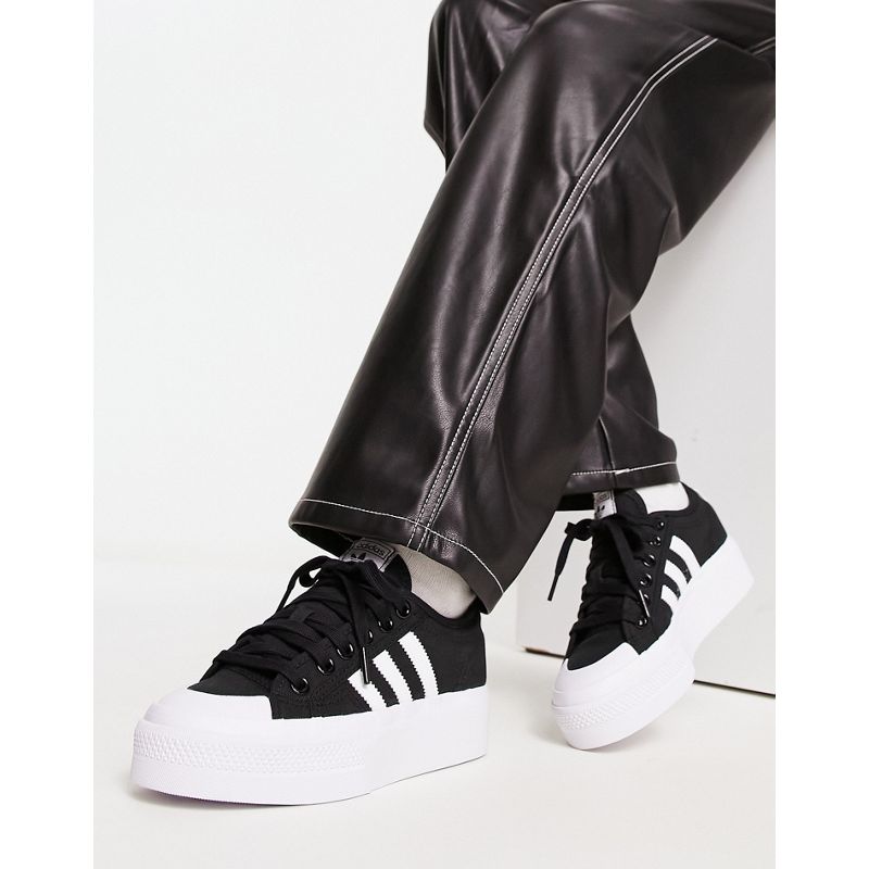 Donna a8L4C adidas Originals - Nizza - Sneakers nere e bianche con plateau