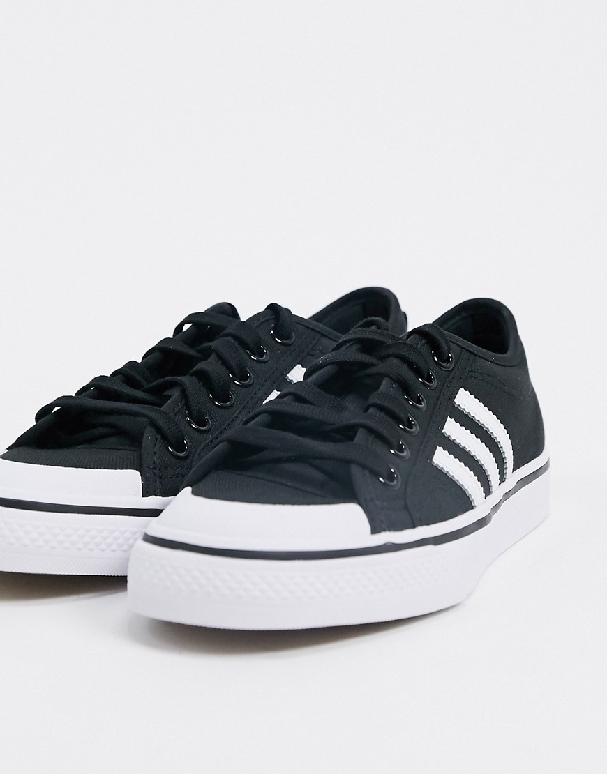 adidas Originals – Nizza – Svarta och vita sneakers