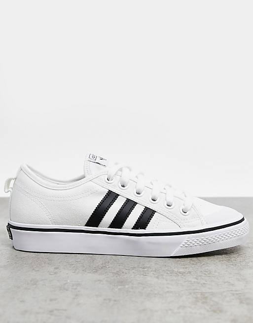 timer Trickle mat adidas Originals Nizza trainers in white and black | ASOS