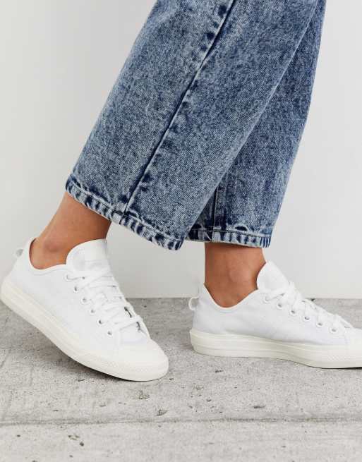 adidas Originals – Nizza – Vita sneakers