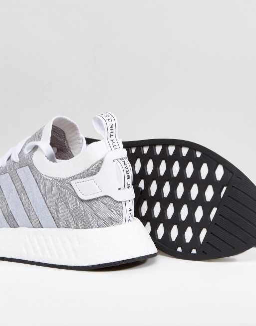 Adidas originals nmd r2 outlet trainers in off white