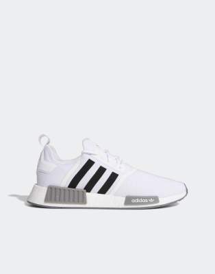 Adidas nmd r2 store 2 bianche e nere