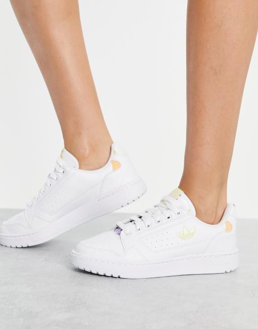 adidas Originals – NY 90 – Białe buty sportowe z pomarańczowymi elementami