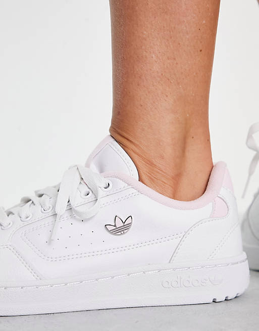Originals Detail | adidas – Weiß rosa – Sneaker 90 in NY ASOS mit