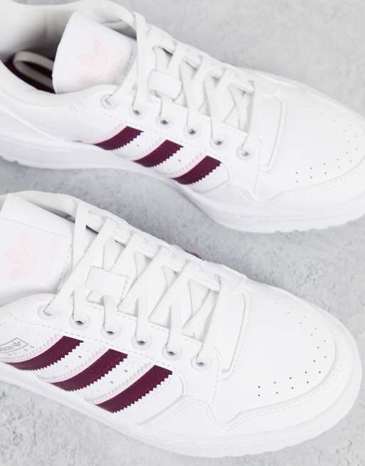 Adidas mit store rosa streifen