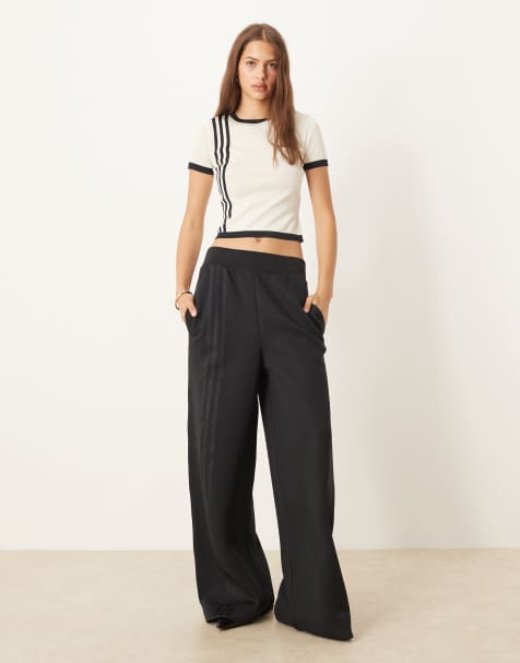 adidas Originals – Off Placed – Weite Hose in Schwarz mit den drei Streifen - view 1