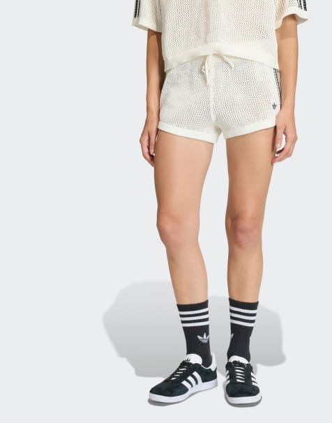 adidas Originals - Offwhite shorts i strik med hæklet look - view 1