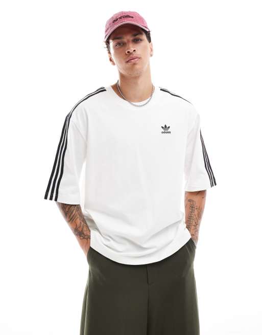 adidas Originals Oversize T Shirt in WeiB