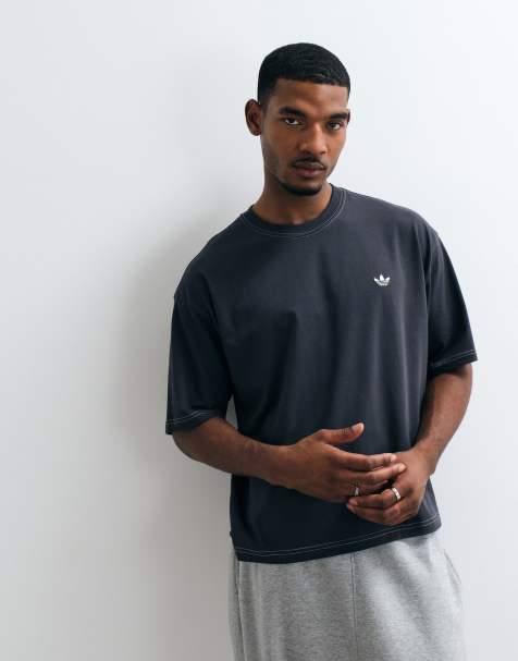 adidas Originals oversize t-shirt med kontrastsömmar i mörkgrått - view 1