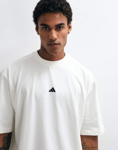 adidas Originals oversize T-shirt z małym logo pośrodku w kolorze off white - view 1