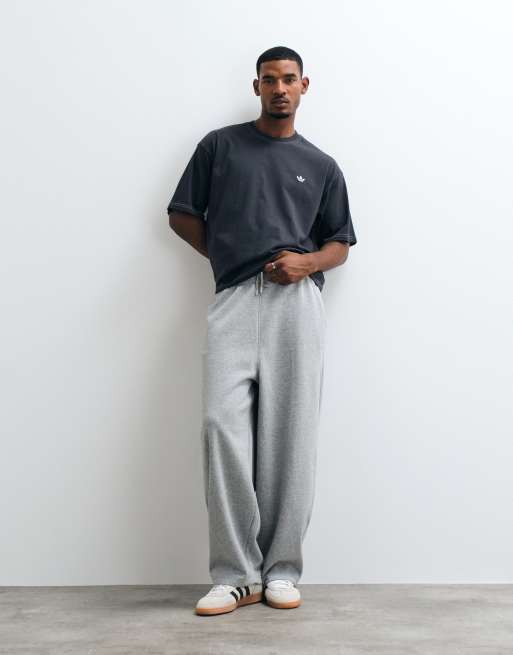 adidas Originals oversized contrast stitch tee in dark grey, 2 of 5