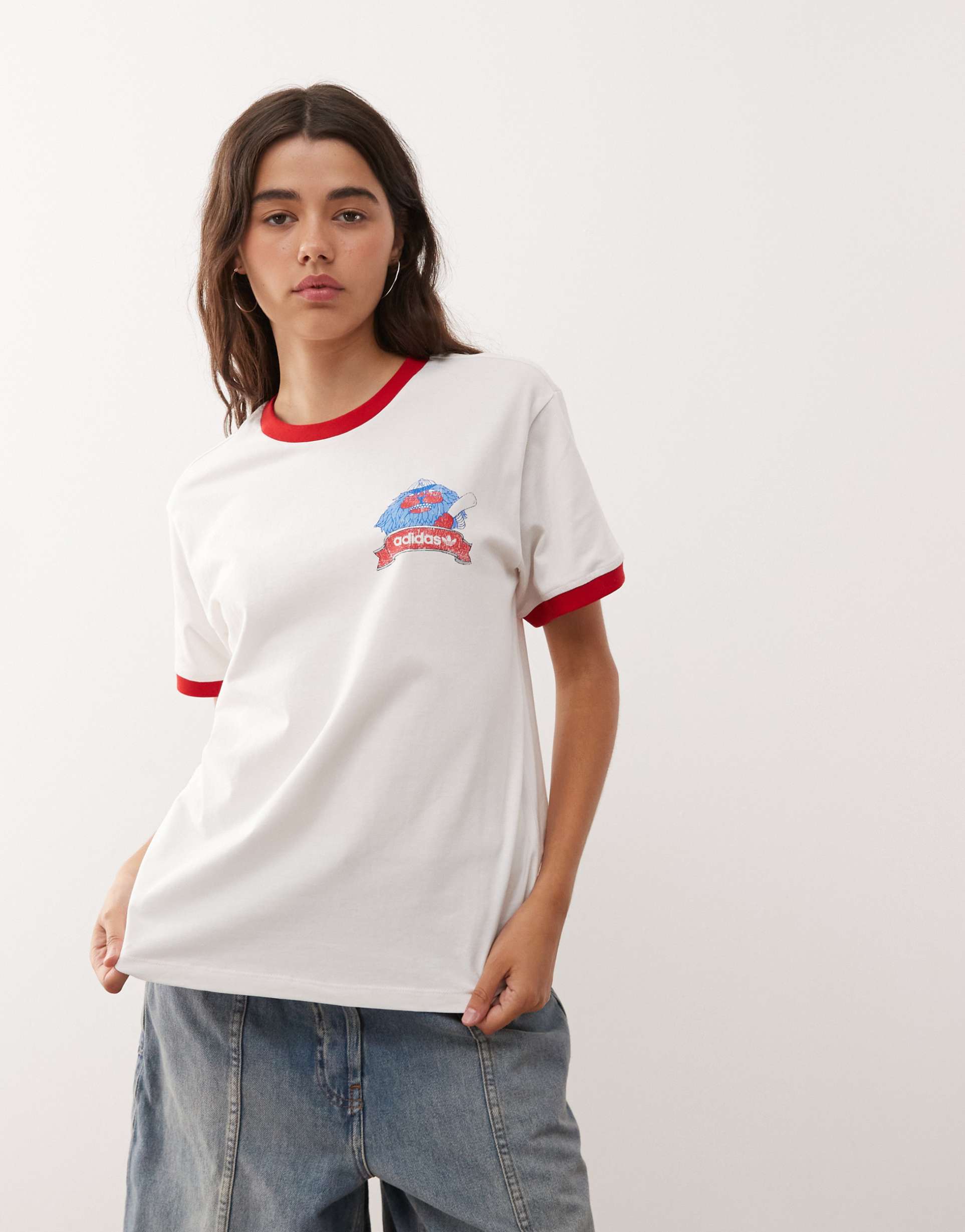 adidas originals oversized retro graphic t-shirt in white and red