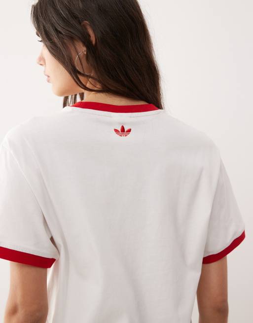 【adidas】Retro graphic T-shirts adidas Originals oversized retro graphic t-shirt in white