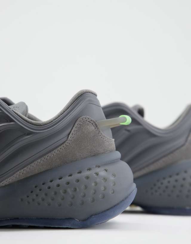 adidas Originals Ozrah sneakers in color drench gray 1