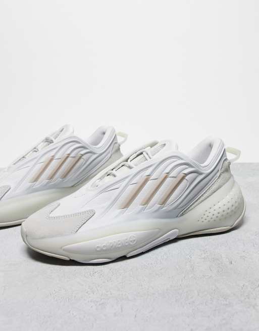 adidas Originals – Ozrah – Trippelvita träningsskor