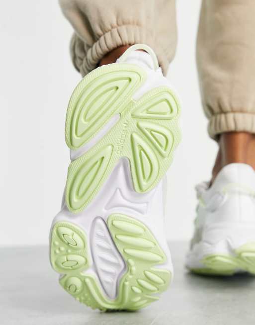 adidas Originals Ozweego Baskets d tails jaunes Blanc ASOS