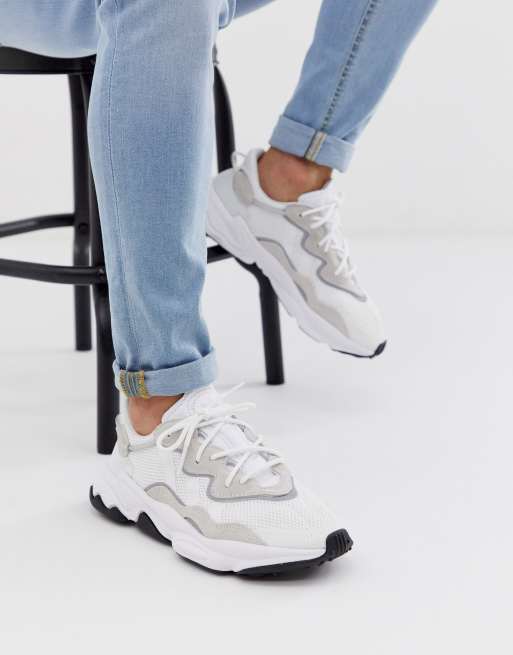 Adidas cheap ozweego blanches