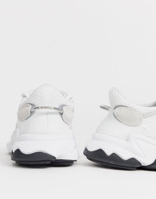 Chaussures adidas Originals - Ozweego - Baskets - Blanc