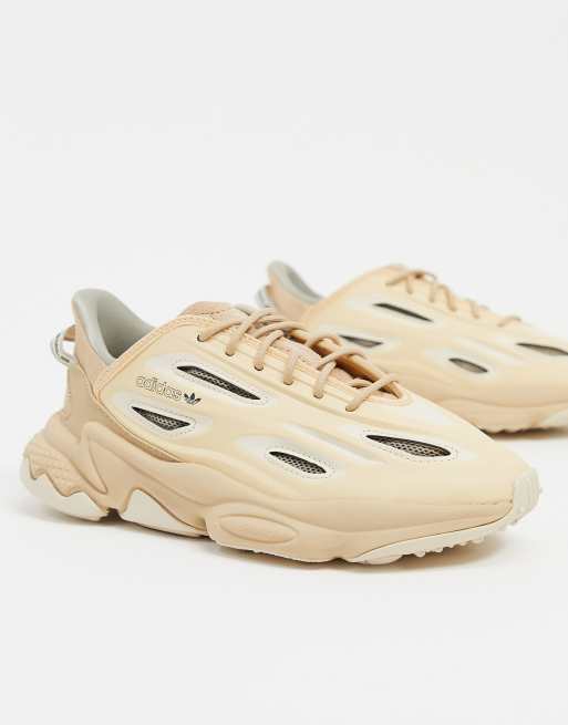 adidas Originals – Ozweego Celox – Ljusbeige träningsskor