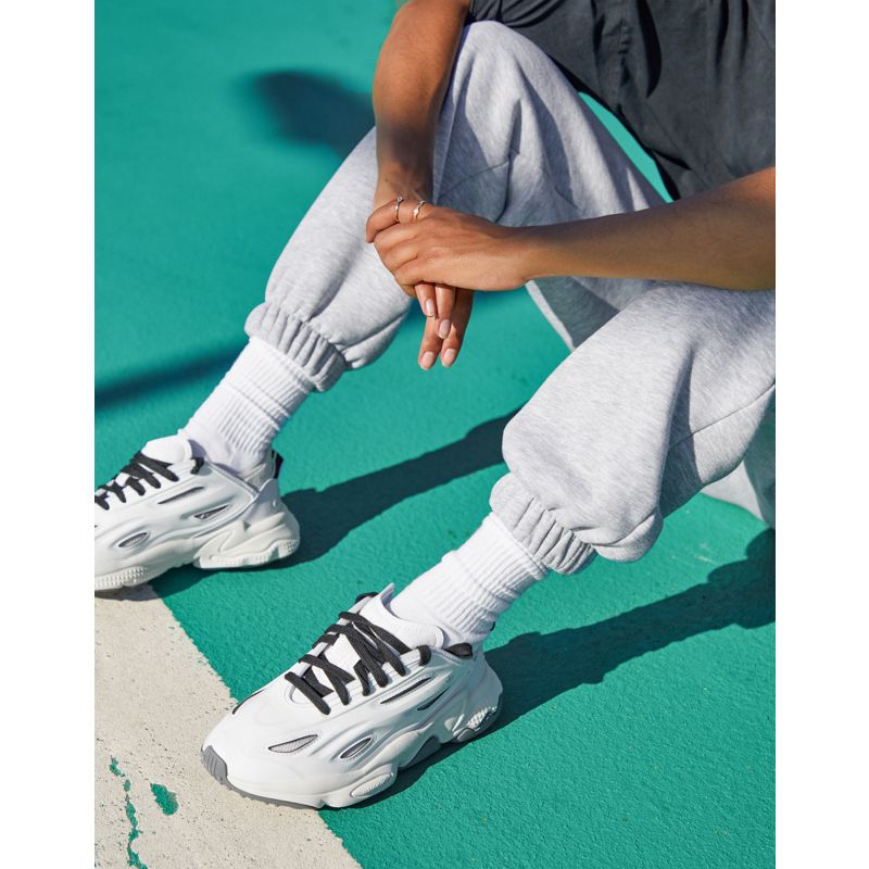 Donna X7kKz adidas Originals - Ozweego Celox - Sneakers bianche con lacci a contrasto