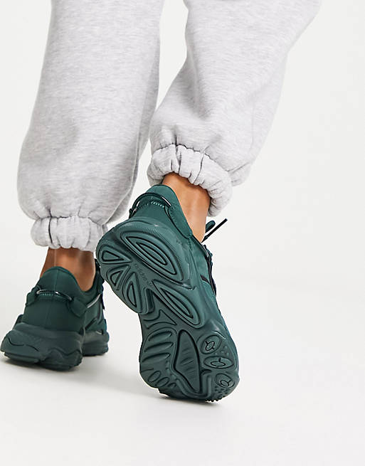 adidas Originals – Ozweego – Grüne Sneaker | ASOS