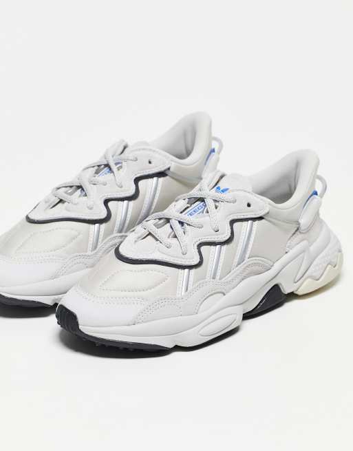 adidas Originals - Ozweego - Hvide og grå sneakers