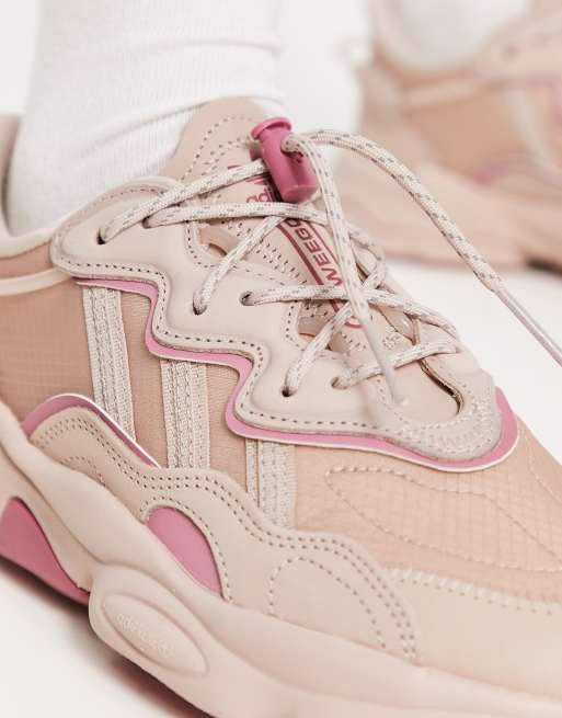 Originals Ozweego sneakers in beige and pink | ASOS