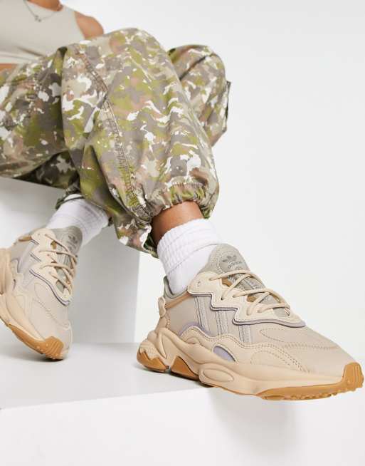 Adidas sneakers ozweego store beige