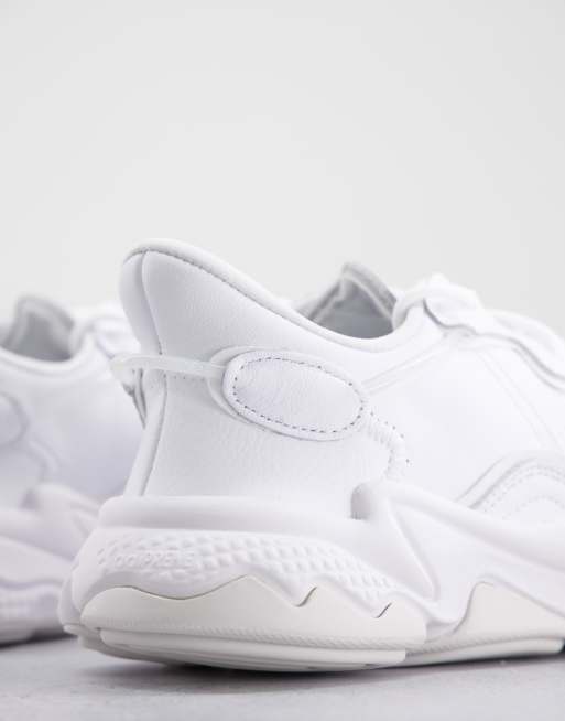 Adidas originals ozweego 2025 sneakers in triple white