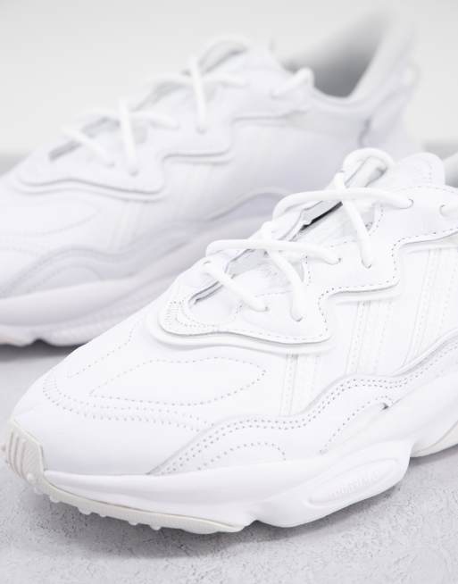 Adidas ozweego store all white