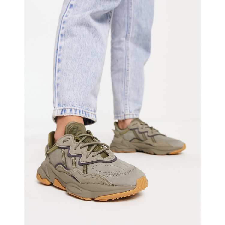 Ozweego khaki shop