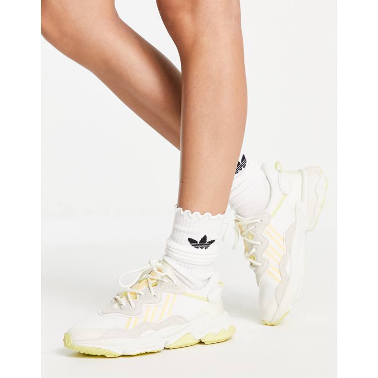 Adidas ozweego outlet white yellow