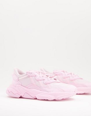ozweego sneakers pink