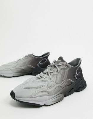 ozweego trainers grey