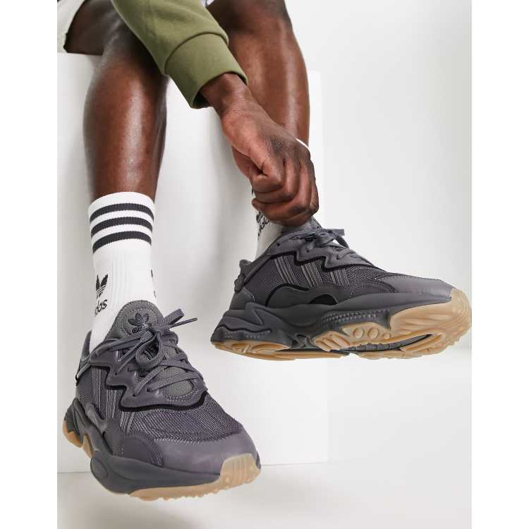 adidas Originals Ozweego trainers in dark grey | ASOS